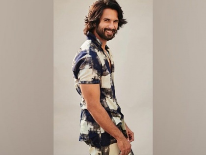 Shahid Kapoor starts Monday on a healthy note | Shahid Kapoor starts Monday on a healthy note