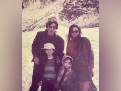 Shraddha Kapoor digs out old family picture on parents' anniversary | Shraddha Kapoor digs out old family picture on parents' anniversary