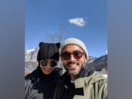 Sonam Kapoor pens adorable note for husband: 'You make every day phenomenal' | Sonam Kapoor pens adorable note for husband: 'You make every day phenomenal' Sonam Kapoor pens adorable note for husband: 'You make every day phenomenal' | Sonam Kapoor pens adorable note for husband: 'You make every day phenomenal'