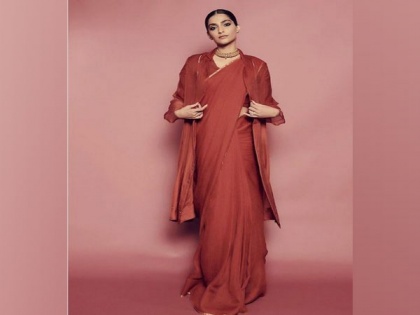 Sonam Kapoor urges to lend support to artisans 'sustaining India's rich cultural heritage' | Sonam Kapoor urges to lend support to artisans 'sustaining India's rich cultural heritage'