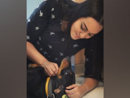 Sonakshi Sinha channels dog love in adorable Instagram post | Sonakshi Sinha channels dog love in adorable Instagram post