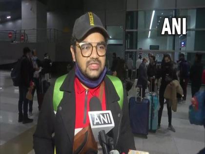 Ukraine-Russia crisis: Students thank Govt of India for timely evacuation after second flight from Romania's Bucharest lands in Delhi | Ukraine-Russia crisis: Students thank Govt of India for timely evacuation after second flight from Romania's Bucharest lands in Delhi
