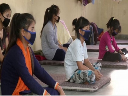 22 girl students from Northeast stuck in Delhi since March amid lockdown | 22 girl students from Northeast stuck in Delhi since March amid lockdown