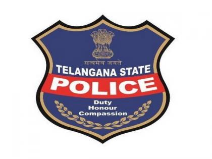 Telangana: Sub-inspector, constable arrested for taking bribe | Telangana: Sub-inspector, constable arrested for taking bribe