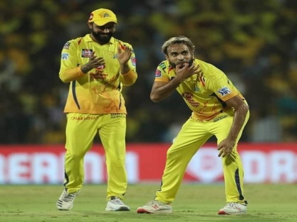 IPL 13: It was painful to see Du Plessis carrying drinks, says CSK spinner Tahir | IPL 13: It was painful to see Du Plessis carrying drinks, says CSK spinner Tahir
