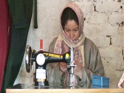 J-K: NGO imparts skill development to women in Srinagar | J-K: NGO imparts skill development to women in Srinagar