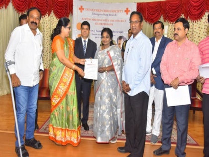 Telangana Governor Tamilisai appeals youth to get enrolled in Indian Red Cross Society | Telangana Governor Tamilisai appeals youth to get enrolled in Indian Red Cross Society