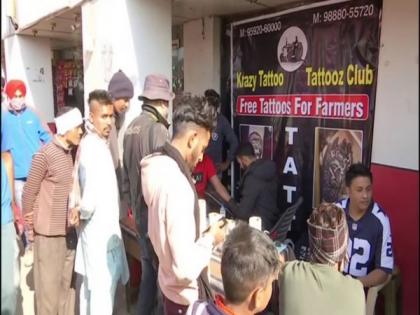 Punjab-based artists inking tattoos for free at Singhu border to support agitating farmers | Punjab-based artists inking tattoos for free at Singhu border to support agitating farmers Punjab-based artists inking tattoos for free at Singhu border to support agitating farmers | Punjab-based artists inking tattoos for free at Singhu border to support agitating farmers