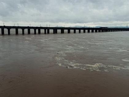 Traffic between Telangana, Chhattisgarh suspended due to floods | Traffic between Telangana, Chhattisgarh suspended due to floods Traffic between Telangana, Chhattisgarh suspended due to floods | Traffic between Telangana, Chhattisgarh suspended due to floods