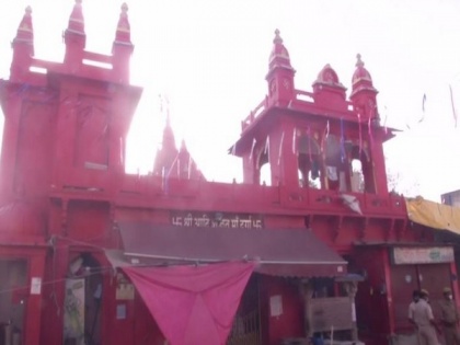 Temples in Varanasi shut amid lockdown | Temples in Varanasi shut amid lockdown
