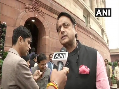 Congress will move censure motion against Pragya Thakur: Tharoor | Congress will move censure motion against Pragya Thakur: Tharoor