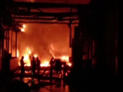 6 person burnt to death in Andhra's fire accident | 6 person burnt to death in Andhra's fire accident