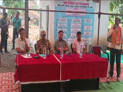 Chhattisgarh: District administration organises 'Jan Samasya Nivaran Shivir' in Naxal-prone Narayanpur, assures development | Chhattisgarh: District administration organises 'Jan Samasya Nivaran Shivir' in Naxal-prone Narayanpur, assures development