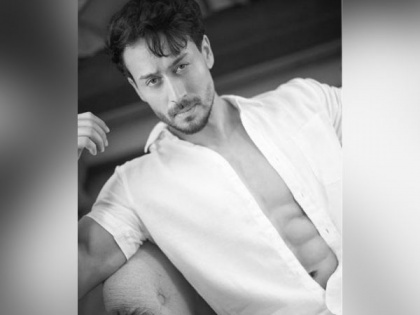Tiger Shroff shares glimpses from his intense workout routine | Tiger Shroff shares glimpses from his intense workout routine