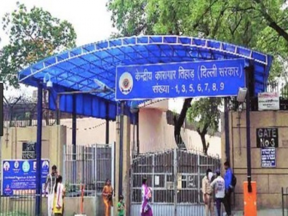 Tihar Prisoner swallows mobile phone fearing search | Tihar Prisoner swallows mobile phone fearing search Tihar Prisoner swallows mobile phone fearing search | Tihar Prisoner swallows mobile phone fearing search