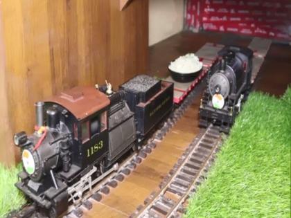 Gujarat: Surat restaurant serves food on toy trains, diners relive childhood memories | Gujarat: Surat restaurant serves food on toy trains, diners relive childhood memories