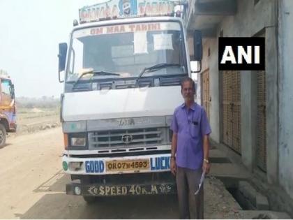 Truck driver fined Rs 1,000 for not wearing helmet in Odisha's Ganjam | Truck driver fined Rs 1,000 for not wearing helmet in Odisha's Ganjam