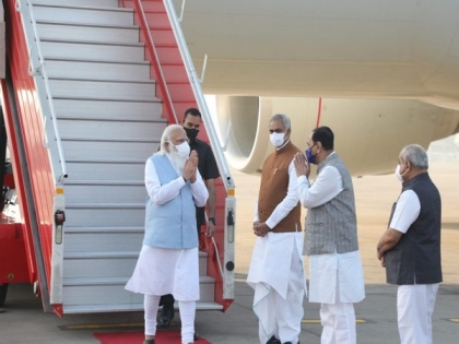 PM Modi arrives in Ahmedabad to address Combined Commanders' Conference in Kevadia today | PM Modi arrives in Ahmedabad to address Combined Commanders' Conference in Kevadia today