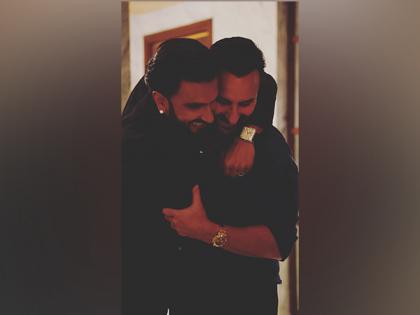 You just can't miss the brewing Bro-mance between Saif, Ranveer | You just can't miss the brewing Bro-mance between Saif, Ranveer