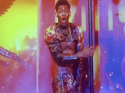 Lil Nas X suffers wardrobe malfunction on 'Saturday Night Live' show | Lil Nas X suffers wardrobe malfunction on 'Saturday Night Live' show
