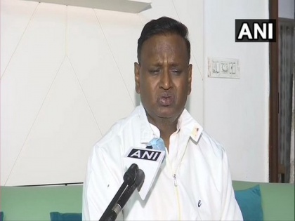 If objects going towards Mars, Moon can be controlled, why can't EVMs be hacked? asks Udit Raj | If objects going towards Mars, Moon can be controlled, why can't EVMs be hacked? asks Udit Raj