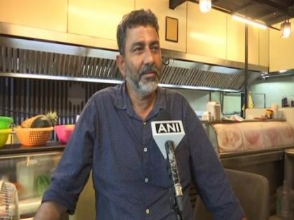 Karnataka: Restaurant owner serves free food to needy in Udupi | Karnataka: Restaurant owner serves free food to needy in Udupi
