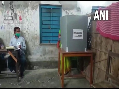 Polling underway for civic polls in West Bengal | Polling underway for civic polls in West Bengal