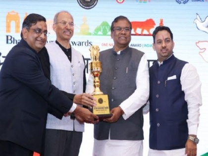 Distinguished people engaged in service to the nation were rewarded in the Fourth Edition of Bharat Gaurav Awards | Distinguished people engaged in service to the nation were rewarded in the Fourth Edition of Bharat Gaurav Awards