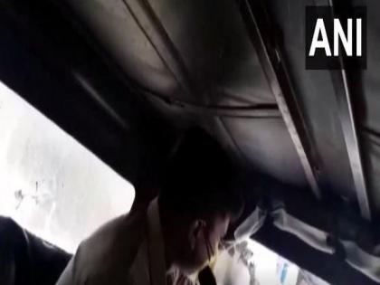 Kanpur police urge people to not fly kites amid lockdown | Kanpur police urge people to not fly kites amid lockdown Kanpur police urge people to not fly kites amid lockdown | Kanpur police urge people to not fly kites amid lockdown