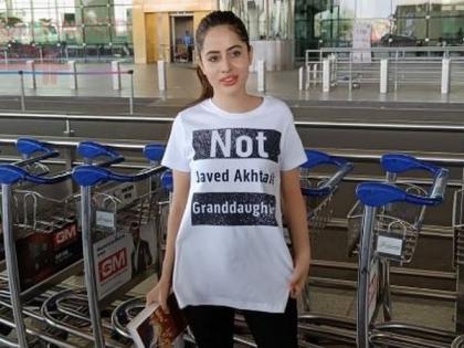 Urfi Javed turns heads with her 'Not Javed Akhtar's granddaughter' outfit | Urfi Javed turns heads with her 'Not Javed Akhtar's granddaughter' outfit