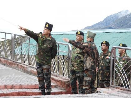 Eastern Army Commander visits North Bengal, Sikkim; reviews operational preparedness along border | Eastern Army Commander visits North Bengal, Sikkim; reviews operational preparedness along border