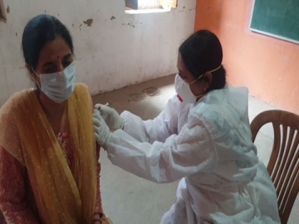 Telangana: Over 1.98 lakh people vaccinated with first COVID-19 dose on Thursday | Telangana: Over 1.98 lakh people vaccinated with first COVID-19 dose on Thursday