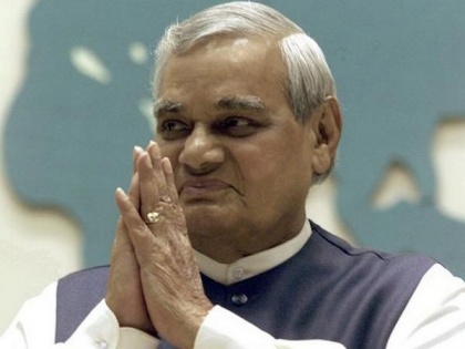 PM Modi pays tributes to former PM Vajpayee on second death anniversary | PM Modi pays tributes to former PM Vajpayee on second death anniversary