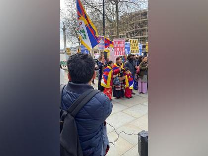 Tibetans protest in London against China's illegal occupation of Tibet | Tibetans protest in London against China's illegal occupation of Tibet