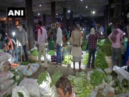 Vegetable prices soar in the national capital, affect sales | Vegetable prices soar in the national capital, affect sales