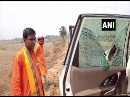 West Bengal polls: Vehicle of BJP candidate vandalised in Birbhum | West Bengal polls: Vehicle of BJP candidate vandalised in Birbhum