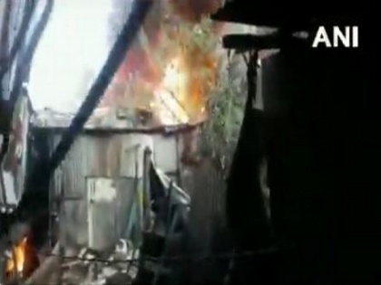 Fire breaks out at godown in Mumbai's Kurla West | Fire breaks out at godown in Mumbai's Kurla West