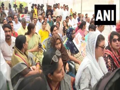 Rajasthan Congress stages protest against Central government on rising inflation | Rajasthan Congress stages protest against Central government on rising inflation