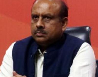 BJP MLA Vijender Gupta accuses AAP of not giving pension to elderly | BJP MLA Vijender Gupta accuses AAP of not giving pension to elderly BJP MLA Vijender Gupta accuses AAP of not giving pension to elderly | BJP MLA Vijender Gupta accuses AAP of not giving pension to elderly