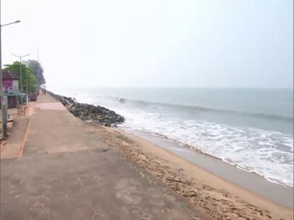 COVID-19: Beaches in Kochi reopened for public | COVID-19: Beaches in Kochi reopened for public COVID-19: Beaches in Kochi reopened for public | COVID-19: Beaches in Kochi reopened for public