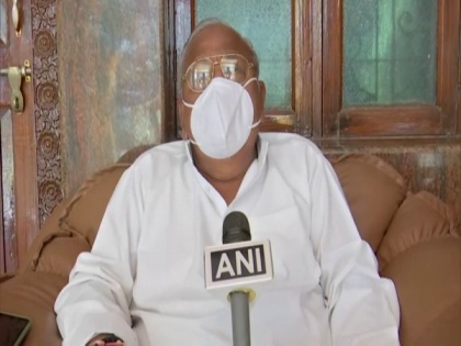 Cong's Hanumantha Rao says Centre failed to control COVID-19, thanks SC for constituting national task force | Cong's Hanumantha Rao says Centre failed to control COVID-19, thanks SC for constituting national task force
