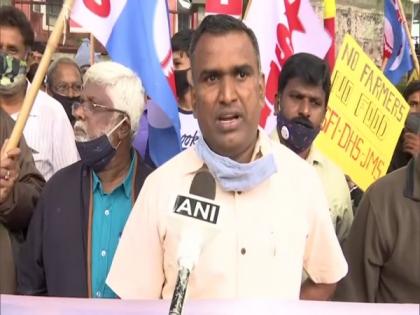 Left organisations protest in Bengaluru, Jaipur in support of farmers' agitation | Left organisations protest in Bengaluru, Jaipur in support of farmers' agitation Left organisations protest in Bengaluru, Jaipur in support of farmers' agitation | Left organisations protest in Bengaluru, Jaipur in support of farmers' agitation