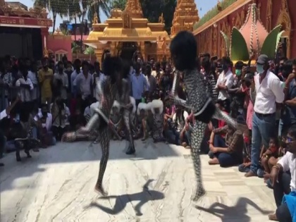 Navratri celebrations kicked off in Mangaluru with Tiger Dance | Navratri celebrations kicked off in Mangaluru with Tiger Dance