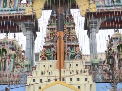 For Navratri, Bengaluru's iconic Malleshwara temple decorated with titanic theme | For Navratri, Bengaluru's iconic Malleshwara temple decorated with titanic theme