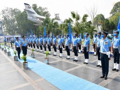 IAF Chief asks commanders to ensure operational readiness of all weapon systems | IAF Chief asks commanders to ensure operational readiness of all weapon systems
