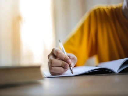 Research shows handwriting has certain benefits over watching videos, typing | Research shows handwriting has certain benefits over watching videos, typing