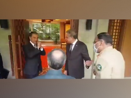FM Wang Yi greeted members of Pakistan Foreign Minister's delegation in China with 'Namaste' | FM Wang Yi greeted members of Pakistan Foreign Minister's delegation in China with 'Namaste'