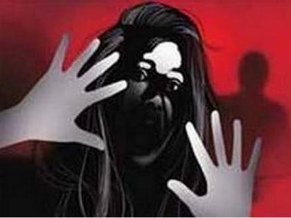 Woman raped at Pratapgarh railway station, accused absconding | Woman raped at Pratapgarh railway station, accused absconding Woman raped at Pratapgarh railway station, accused absconding | Woman raped at Pratapgarh railway station, accused absconding