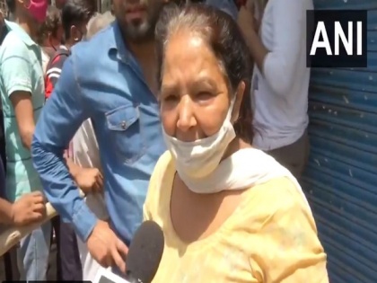 Delhi lockdown: Injection will not work in COVID, a peg will, says a woman boozer | Delhi lockdown: Injection will not work in COVID, a peg will, says a woman boozer