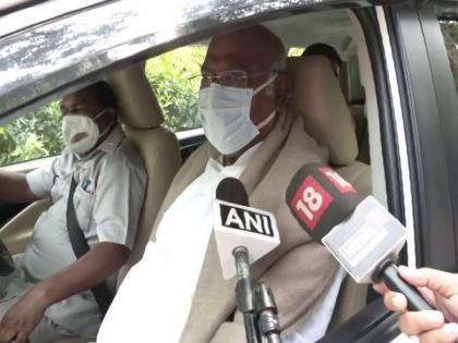 To save Indian democracy, opposition parties must be united in fight against BJP: Kharge on presidential polls | To save Indian democracy, opposition parties must be united in fight against BJP: Kharge on presidential polls